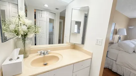 Pembroke Pines FL 33027