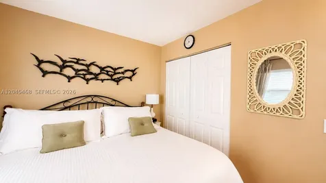 Pembroke Pines FL 33027