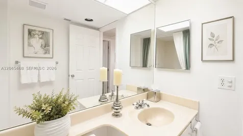 Pembroke Pines FL 33027