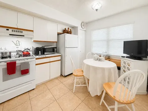 1151 SW 128th Terrace Pembroke Pines FL 33027