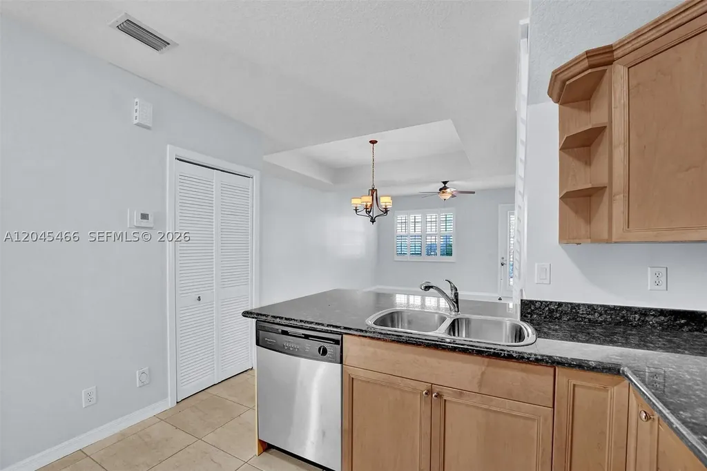 602 S Federal Highway Lake Worth FL 33460