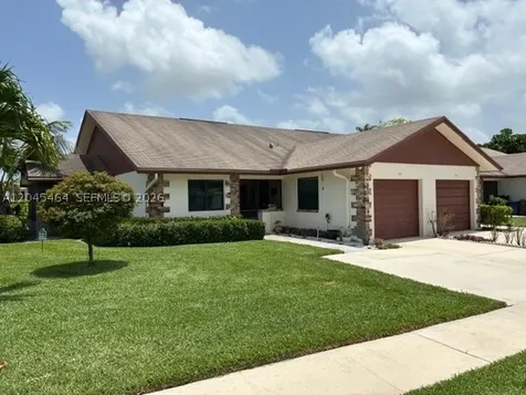 100 S Moccasin Trail S Jupiter FL 33458