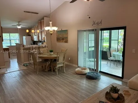 100 S Moccasin Trail S Jupiter FL 33458
