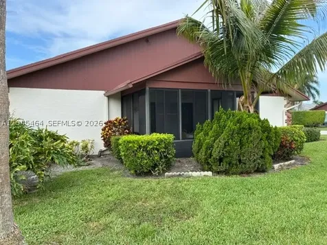 100 S Moccasin Trail S Jupiter FL 33458