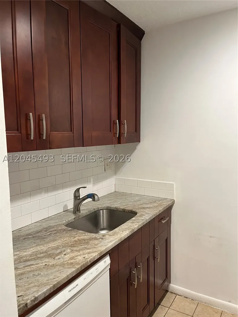 4114 NW 88th Avenue Coral Springs FL 33065