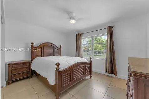 12061 SW 119th Street Miami FL 33186