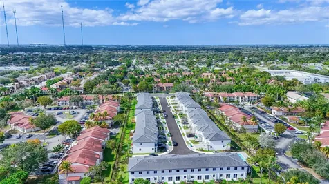 5125 SW 37th Street Pembroke Park FL 33023