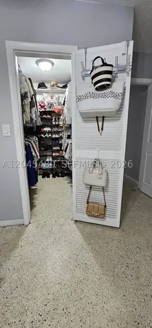 9721 SW 37th Terrace Miami FL 33165