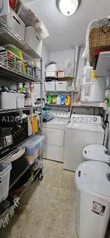 9721 SW 37th Terrace Miami FL 33165