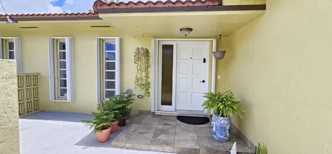 9721 SW 37th Terrace Miami FL 33165