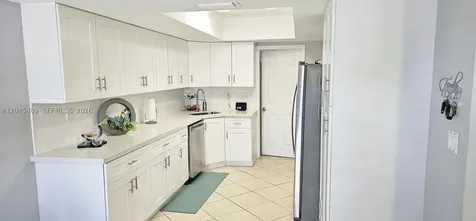9721 SW 37th Terrace Miami FL 33165