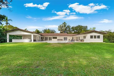 6700 SW 117th Street Pinecrest FL 33156