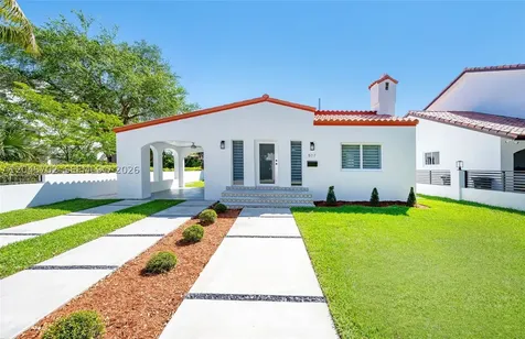 817 Columbus Boulevard Coral Gables FL 33134