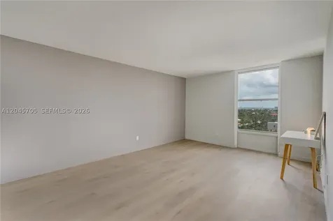 2000 NE 135th Street North Miami FL 33181