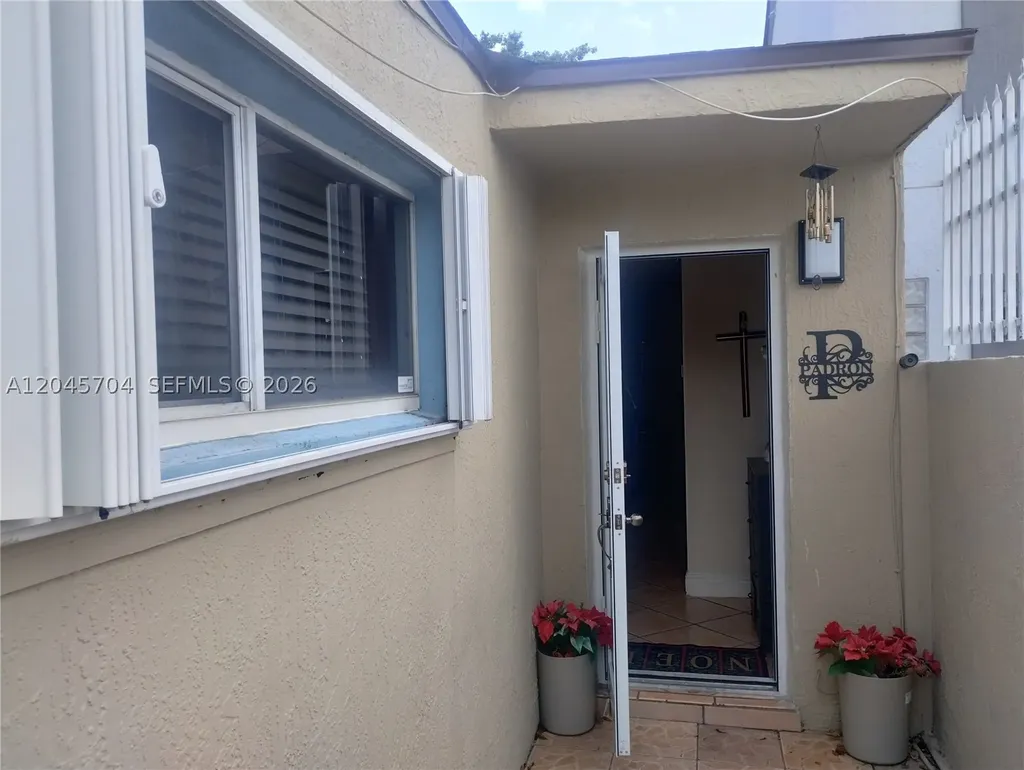 7005 W 15th Avenue Hialeah FL 33014