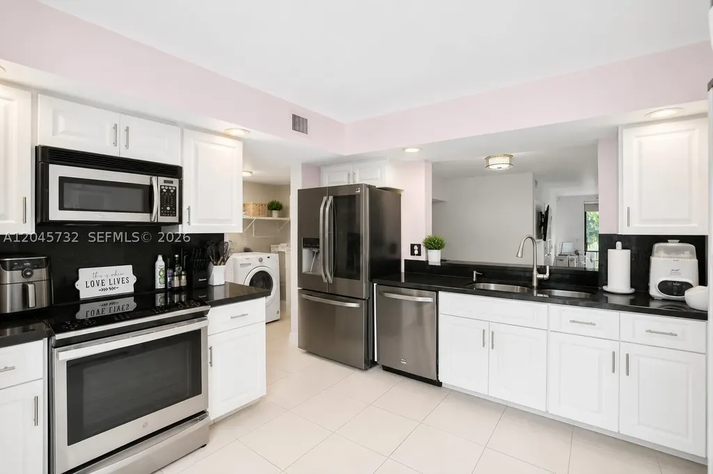 7758 La Mirada Drive Boca Raton FL 33433