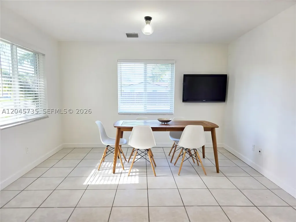 2111 N 26th Avenue Hollywood FL 33020