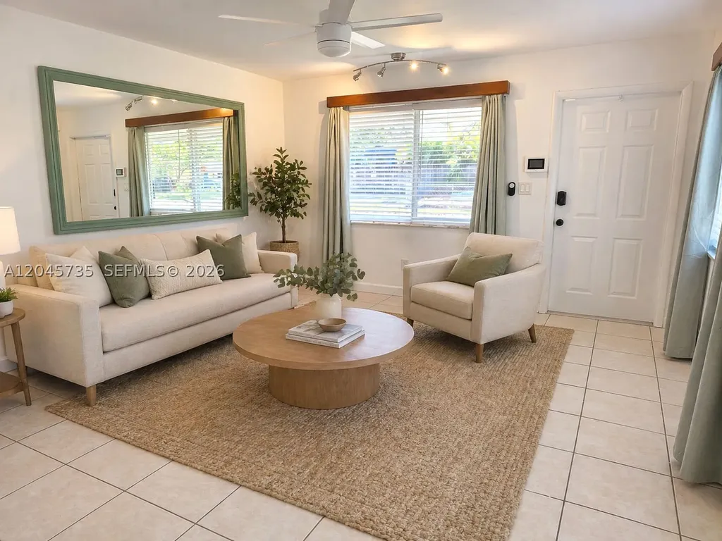 2111 N 26th Avenue Hollywood FL 33020