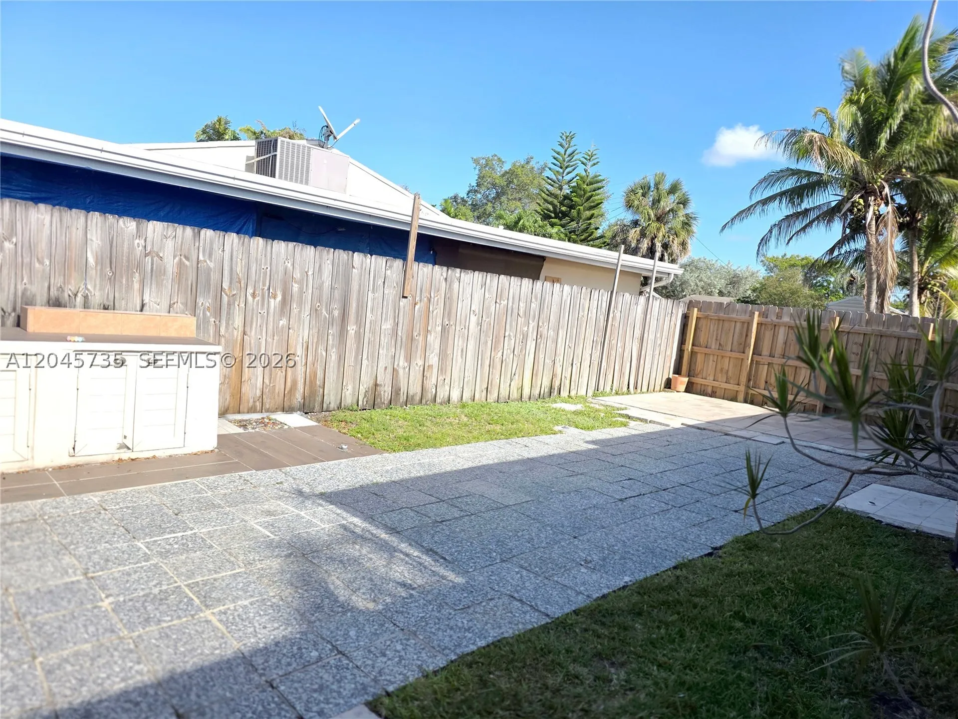 2111 N 26th Avenue Hollywood FL 33020