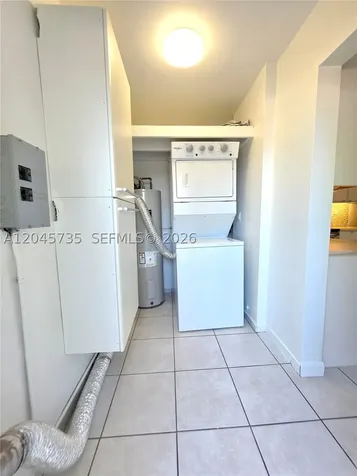 2111 N 26th Avenue Hollywood FL 33020