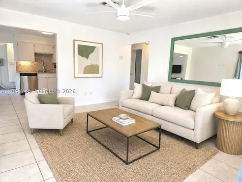 2111 N 26th Avenue Hollywood FL 33020