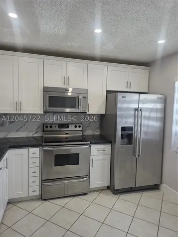 6119 NW 171st Street Hialeah FL 33015