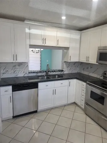 6119 NW 171st Street Hialeah FL 33015