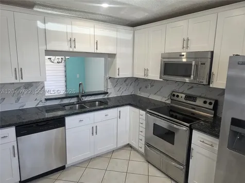 6119 NW 171st Street Hialeah FL 33015