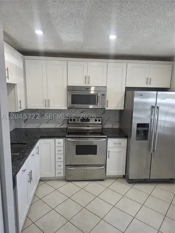 6119 NW 171st Street Hialeah FL 33015