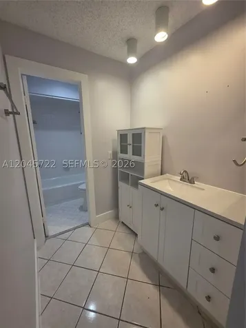 6119 NW 171st Street Hialeah FL 33015