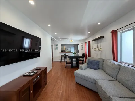 2112 SW 60th Court Miami FL 33155