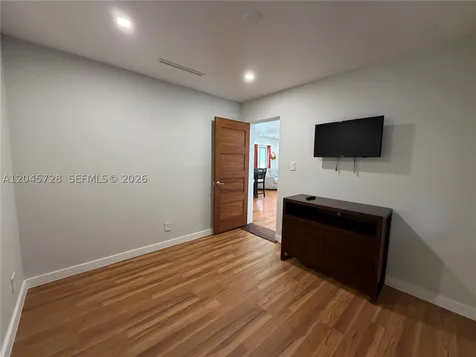 2112 SW 60th Court Miami FL 33155