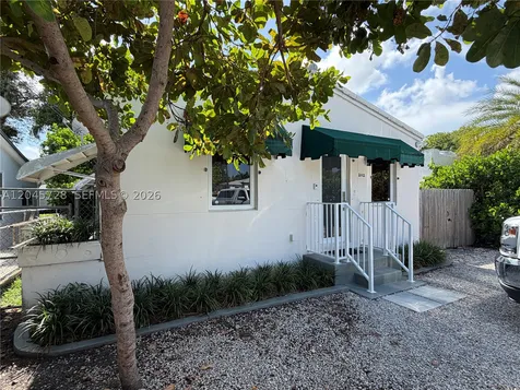 2112 SW 60th Court Miami FL 33155