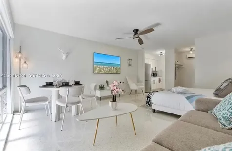 333 Palm Street Hollywood FL 33019