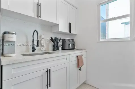 333 Palm Street Hollywood FL 33019
