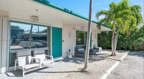333 Palm Street Hollywood FL 33019