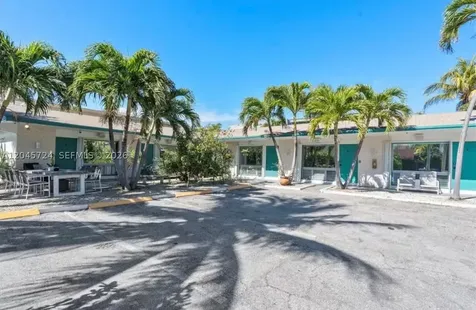 333 Palm Street Hollywood FL 33019