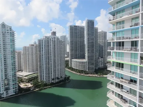 335 S Biscayne Boulevard Miami FL 33131