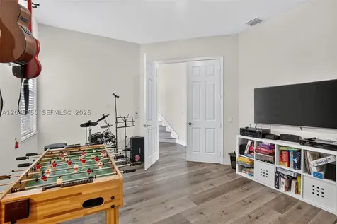 981 Waterside Circle Weston FL 33327