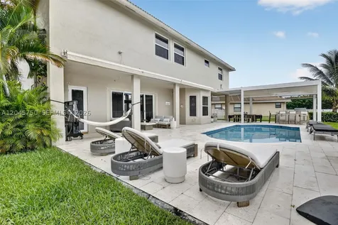 981 Waterside Circle Weston FL 33327