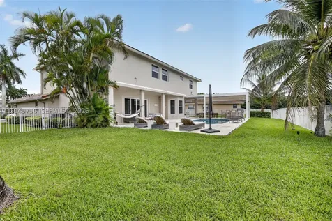 981 Waterside Circle Weston FL 33327