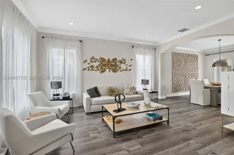 981 Waterside Circle Weston FL 33327