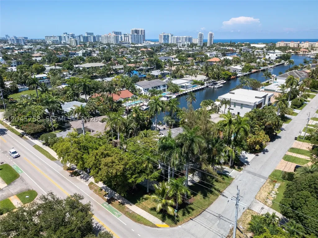 2500 Bayview Drive Fort Lauderdale FL 33305