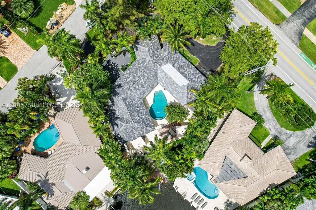 2500 Bayview Drive Fort Lauderdale FL 33305