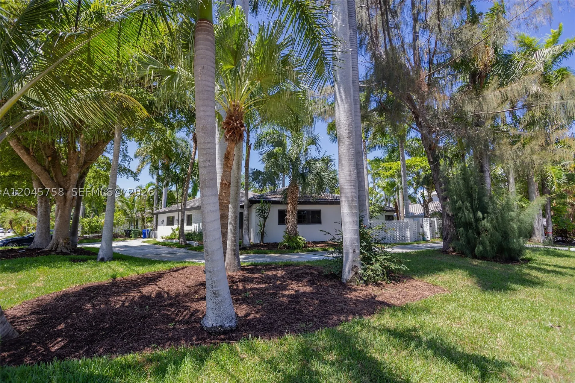 2500 Bayview Drive Fort Lauderdale FL 33305