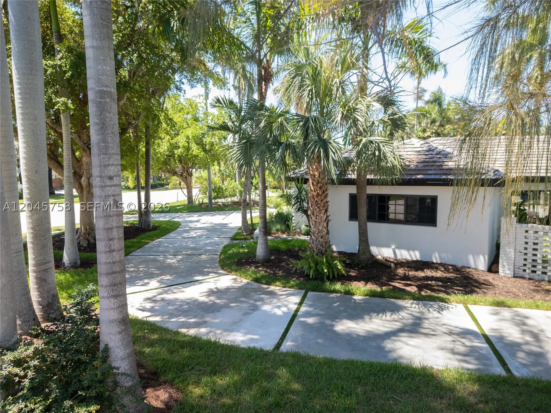 2500 Bayview Drive Fort Lauderdale FL 33305
