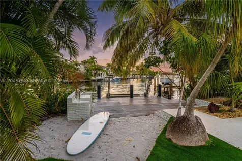 2500 Bayview Drive Fort Lauderdale FL 33305