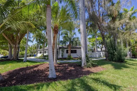 2500 Bayview Drive Fort Lauderdale FL 33305