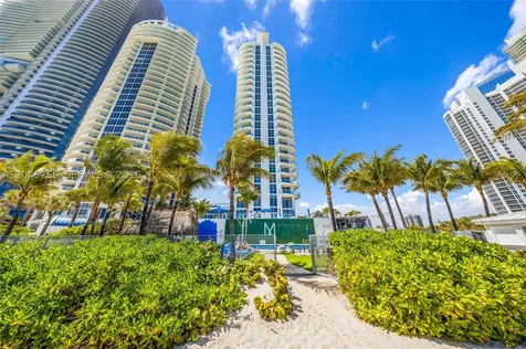18683 Collins Avenue Sunny Isles Beach FL 33160