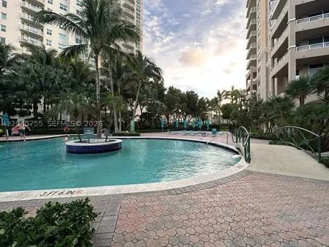 19501 W Country Club Drive Aventura FL 33180